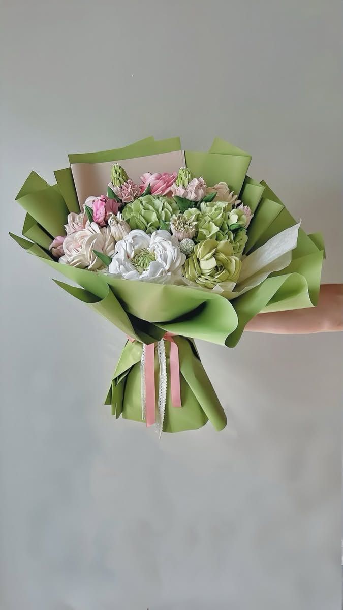 Marshmallow flower bouquet hijau dan putih